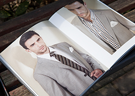 宣傳冊設(shè)計是通過什么美吸引客戶的