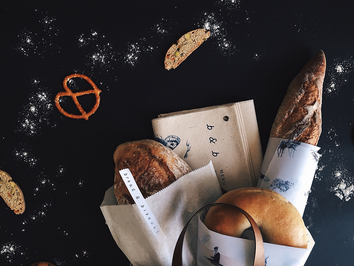 概念化早餐，面包與餅干食品飲料包裝設(shè)計(jì)