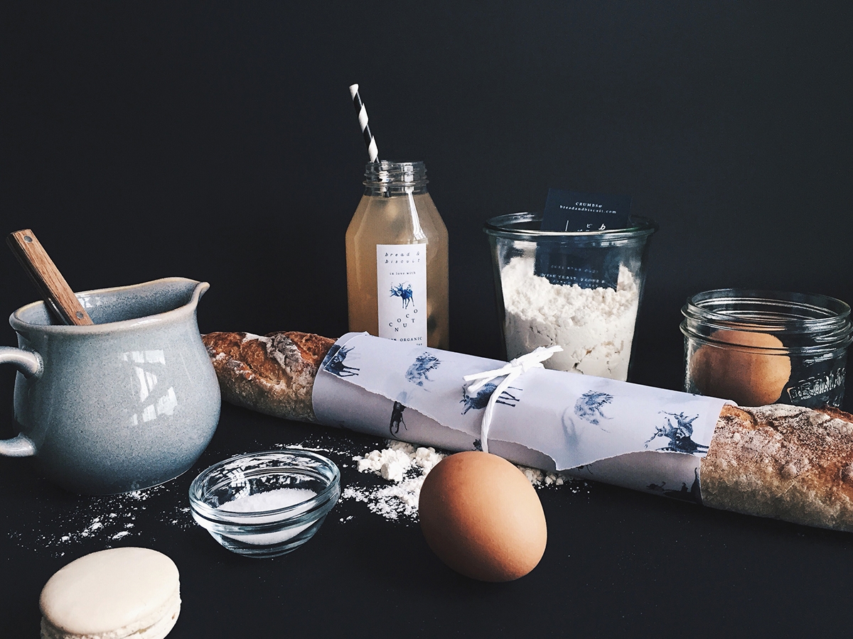 概念化早餐，面包與餅干食品飲料包裝設(shè)計(jì)