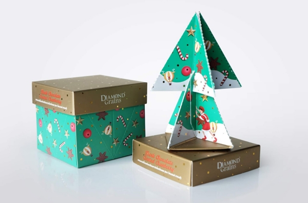 巧克力盒化身圣誕樹！包裝結構創意為顧客帶來的驚喜體驗
