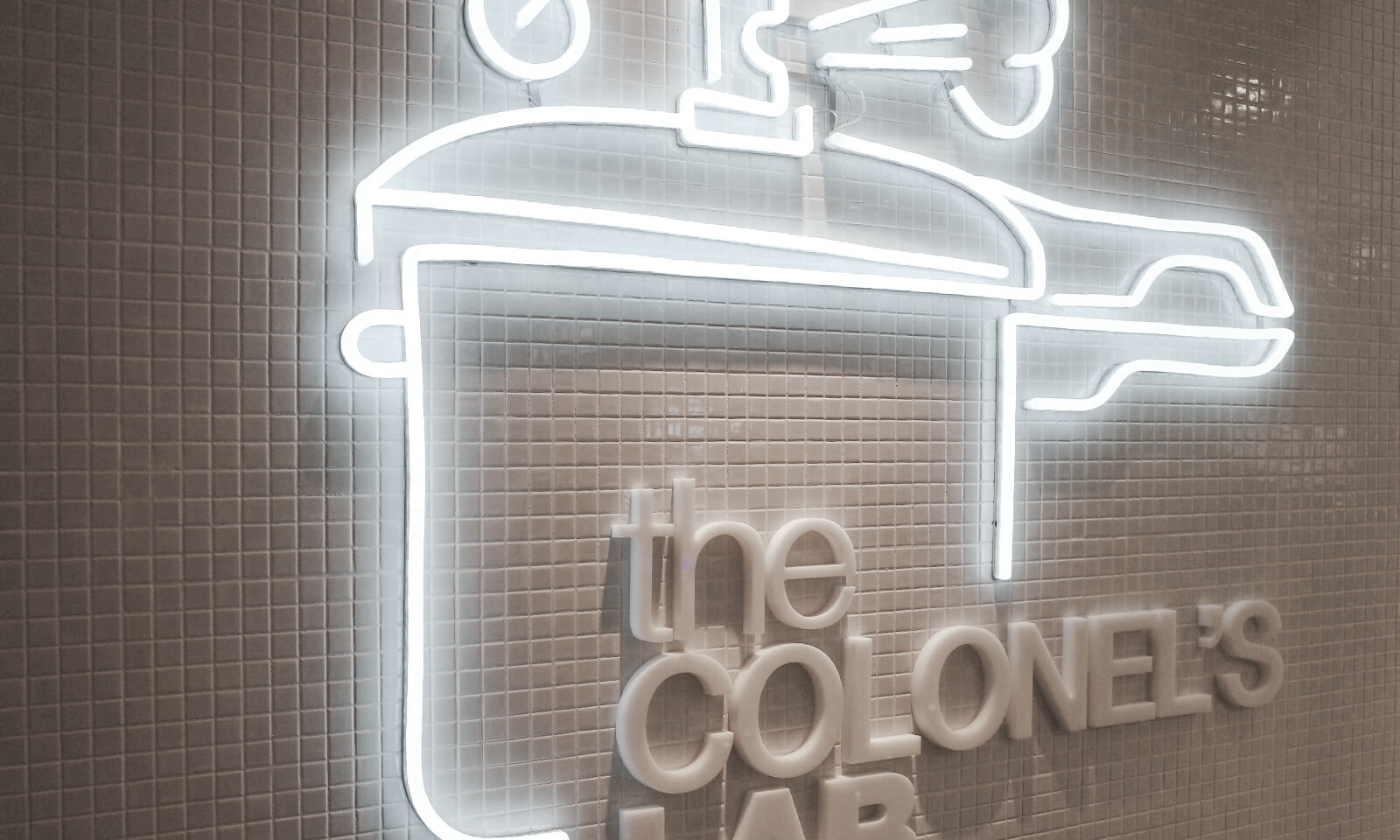 經(jīng)常去肯德基，卻沒有發(fā)現(xiàn)墻上的小巧思|壁畫插畫設(shè)計